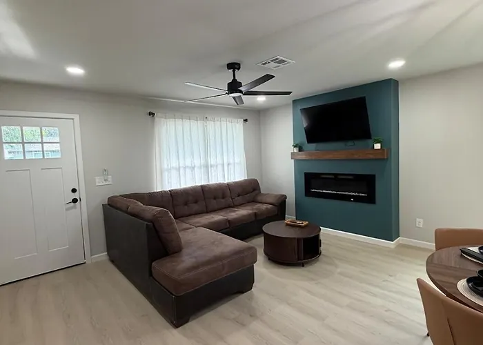 New Construction House Near Expo,tu,downtown Holiday home *