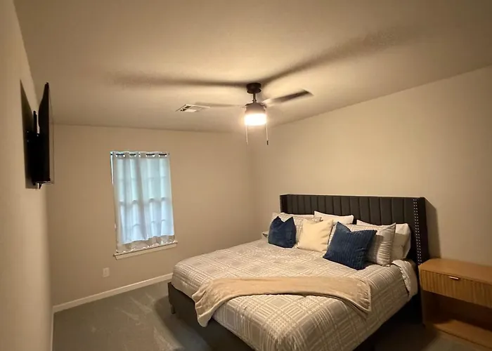 Сasa de vacaciones New Construction House Near Expo,tu,downtown Tulsa